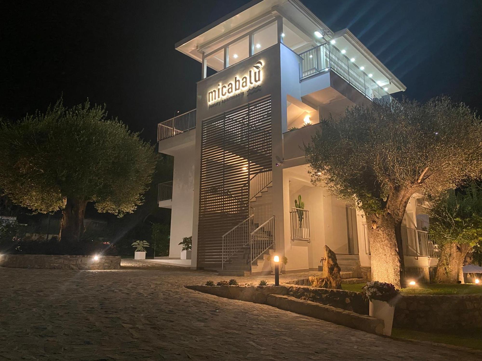 Micabalu Luxury Apartment Marina di Camerota Ngoại thất bức ảnh